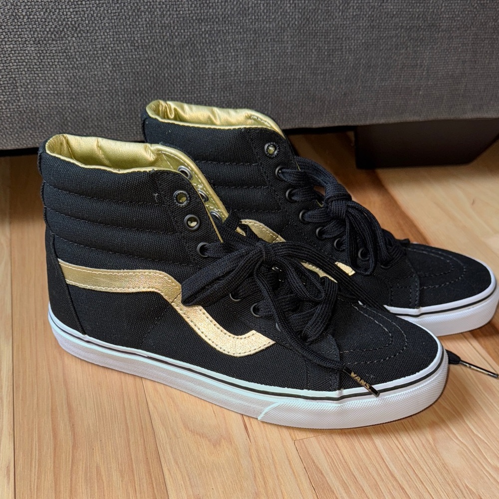 Vans Black and Gold High-Top Old Skool Sneakers - Limited Edition! NEW